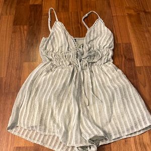 Lulus green romper